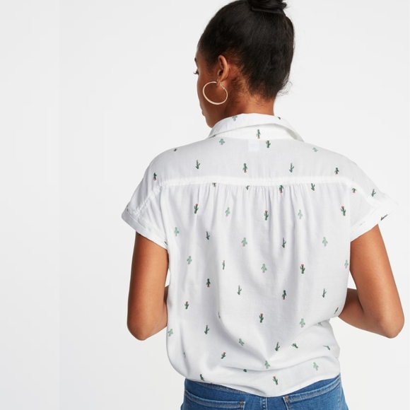 White Cactus Print Short Sleeve Tie Front Button Down Shirt | Size XL - Picture 3 of 10